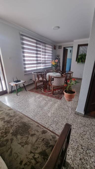 Central And Quiet Apartment In Cochabamba Eksteriør bilde